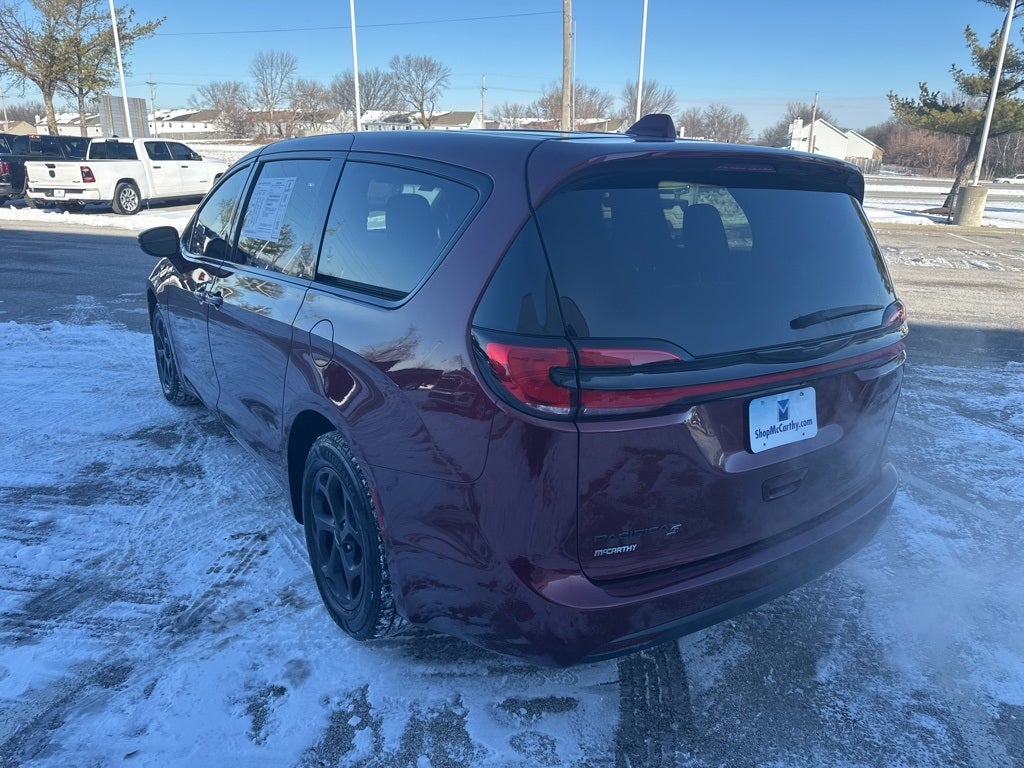 2022 Chrysler Pacifica Hybrid Touring L