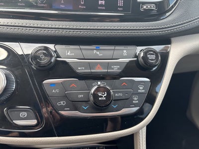 2023 Chrysler Pacifica Hybrid Limited