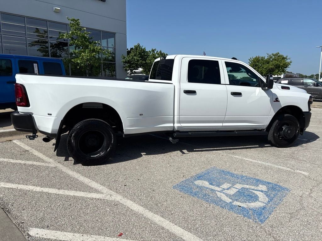 2026 RAM 3500 Tradesman Crew Cab 4x4 8' Box