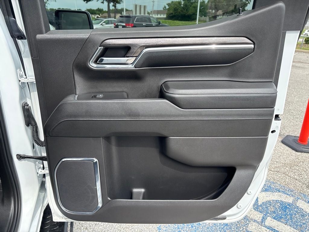 2024 Chevrolet Silverado 1500 4WD Crew Cab Short Bed LTZ