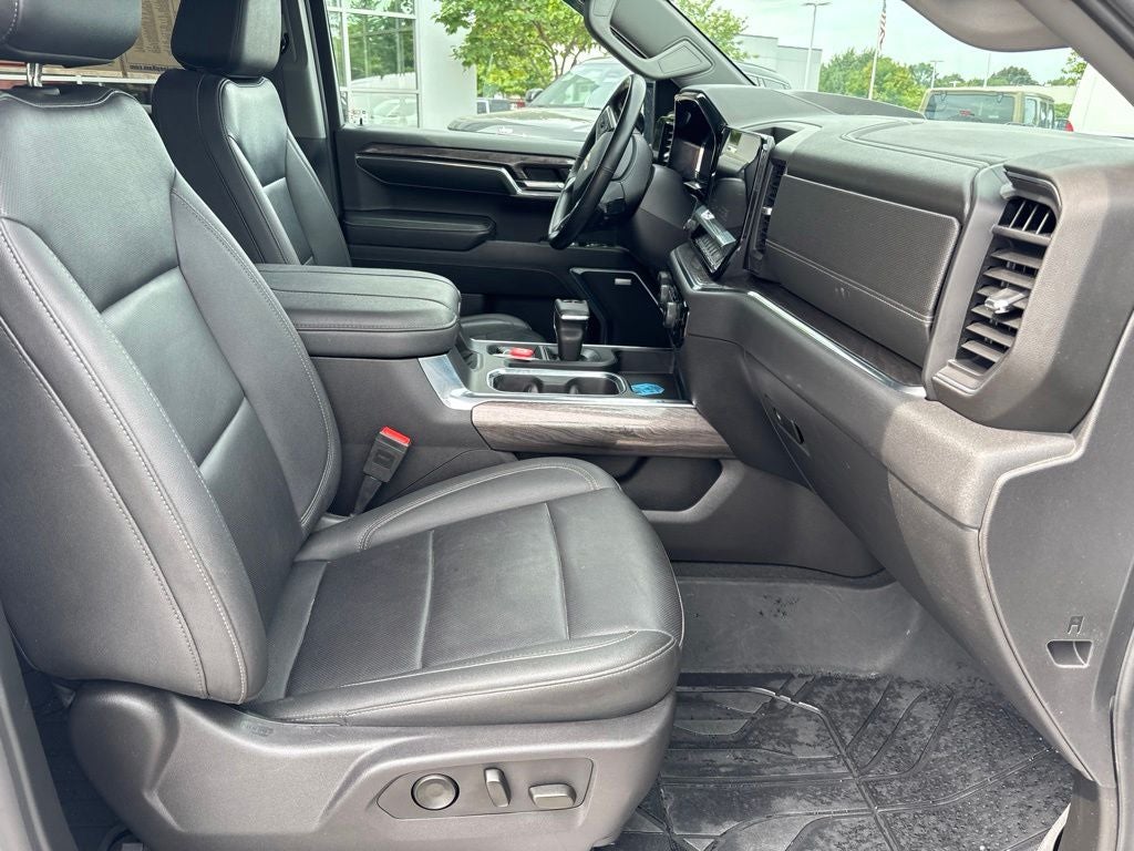 2024 Chevrolet Silverado 1500 4WD Crew Cab Short Bed LTZ