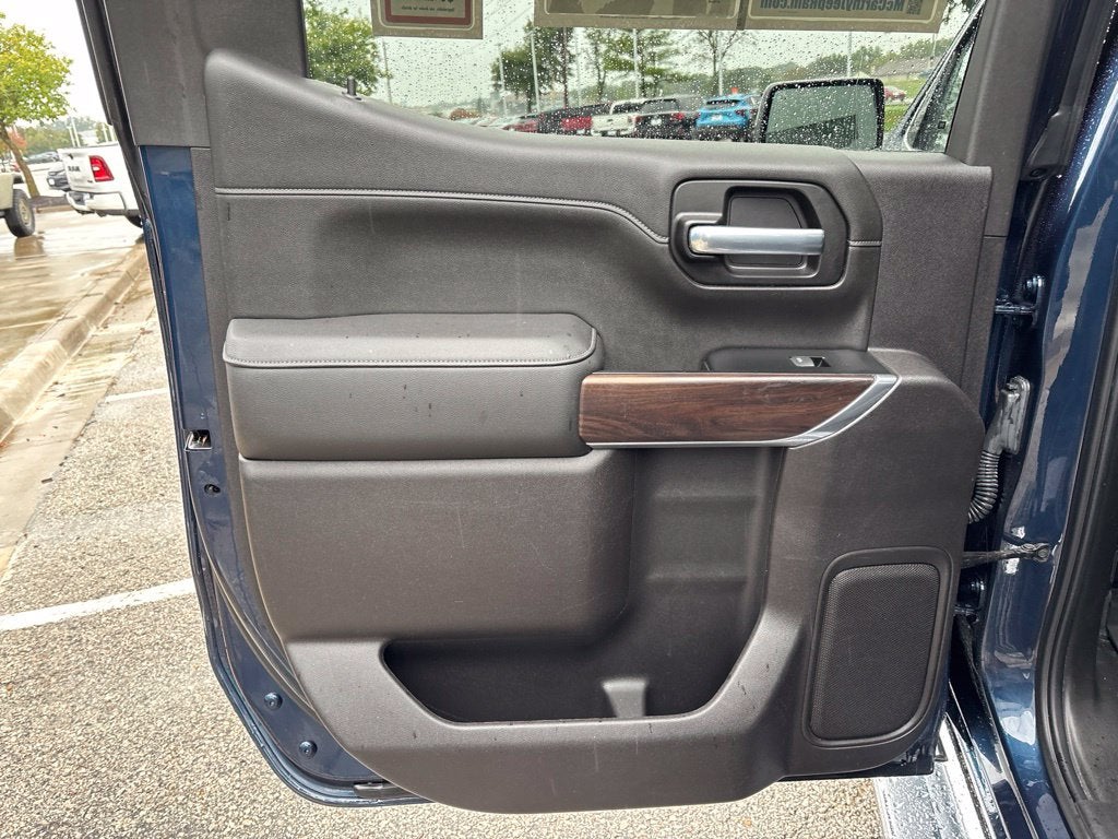 2020 GMC Sierra 1500 4WD Crew Cab Short Box SLT