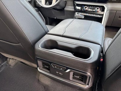 2023 GMC Sierra 1500 4WD Crew Cab Short Box Denali