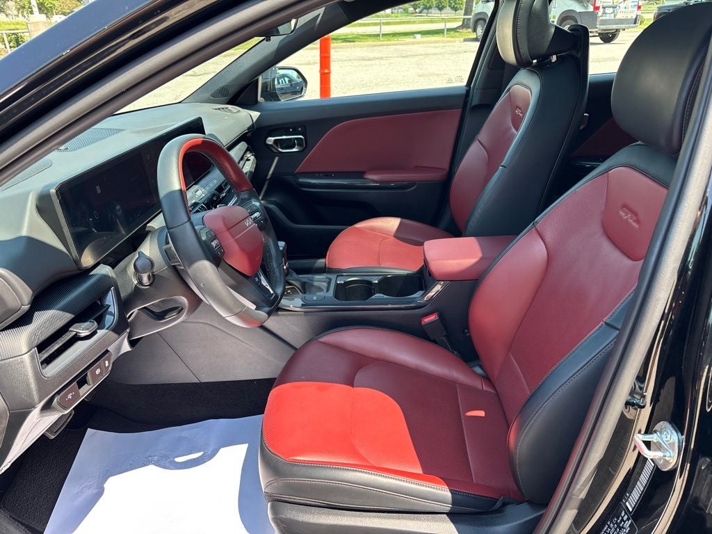 2025 Kia K4 GT-Line
