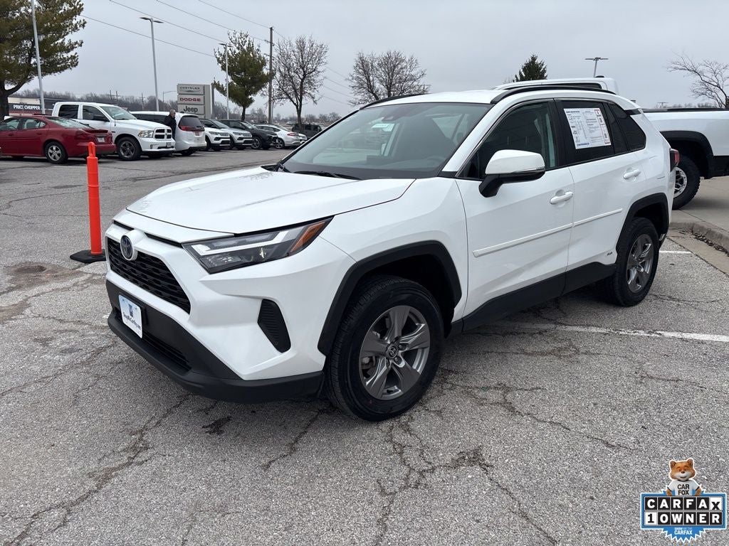 2022 Toyota RAV4 Hybrid XLE