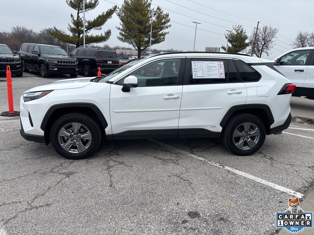 2022 Toyota RAV4 Hybrid XLE