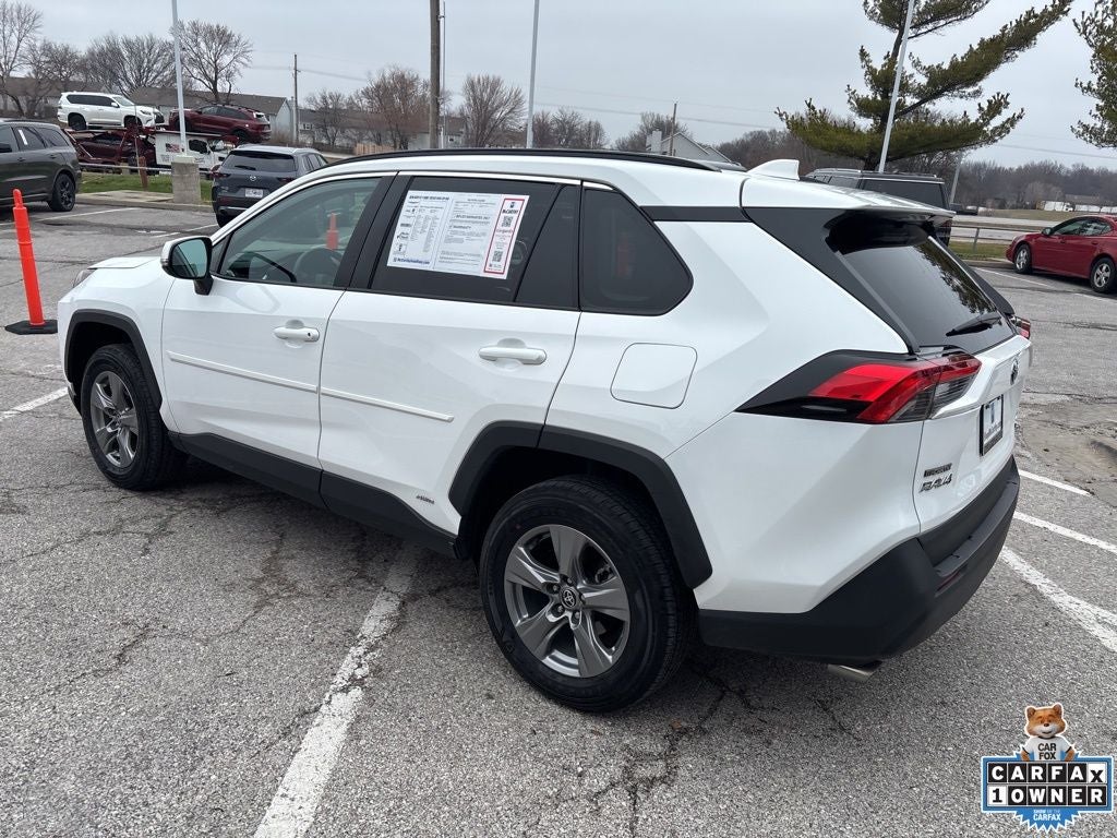 2022 Toyota RAV4 Hybrid XLE