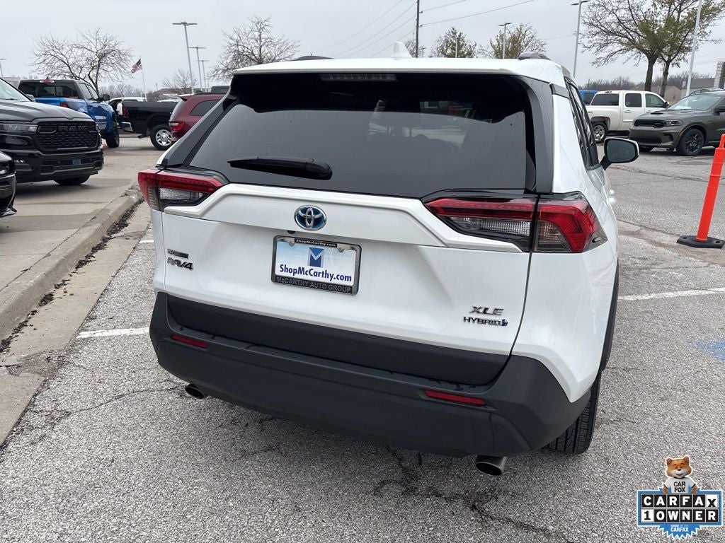 2022 Toyota RAV4 Hybrid XLE