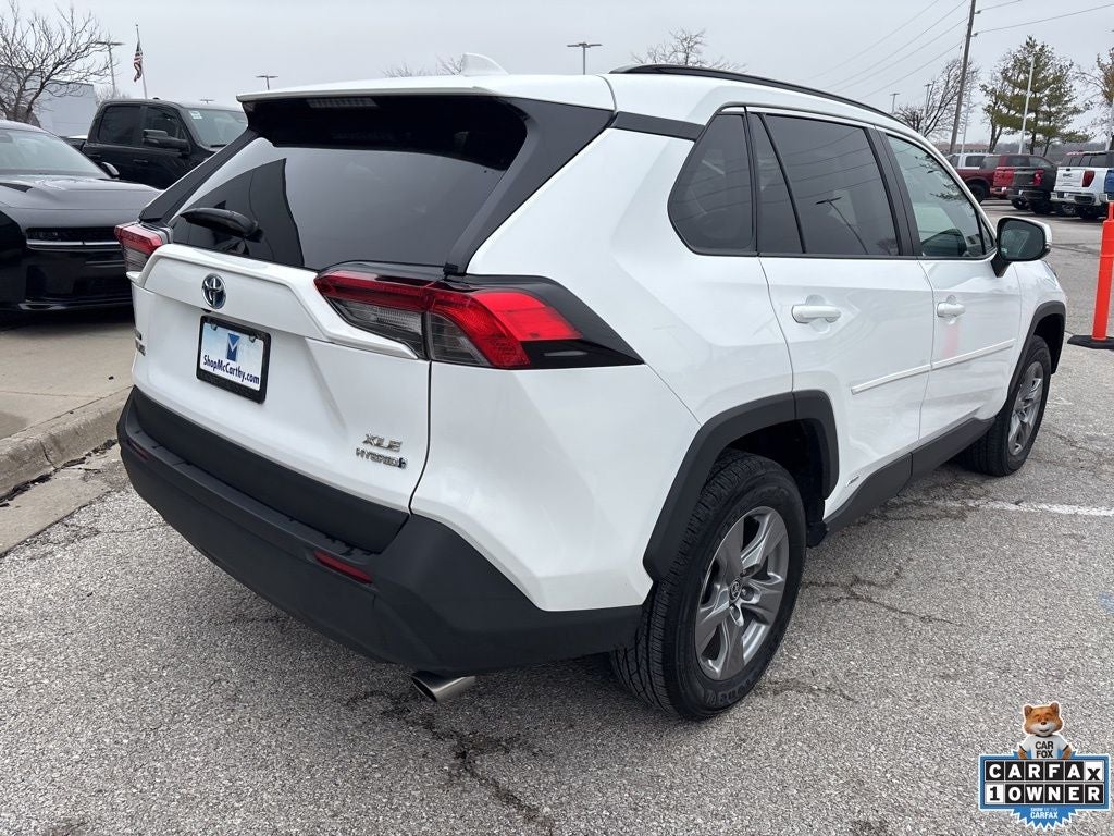 2022 Toyota RAV4 Hybrid XLE