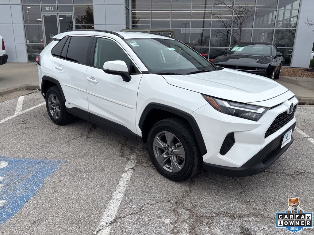 2022 Toyota RAV4 Hybrid XLE
