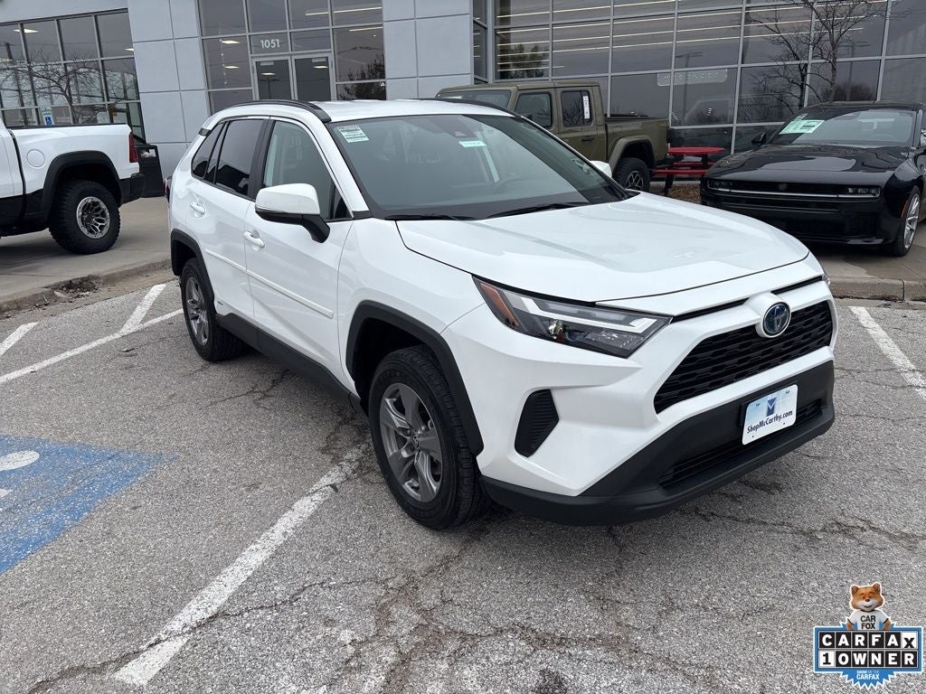 2022 Toyota RAV4 Hybrid XLE