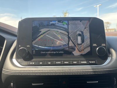 2022 Nissan Rogue SL