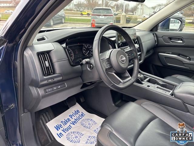 2025 Nissan Pathfinder SL FWD