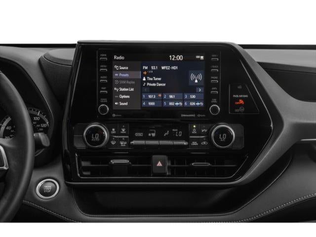 2020 Toyota Highlander LE
