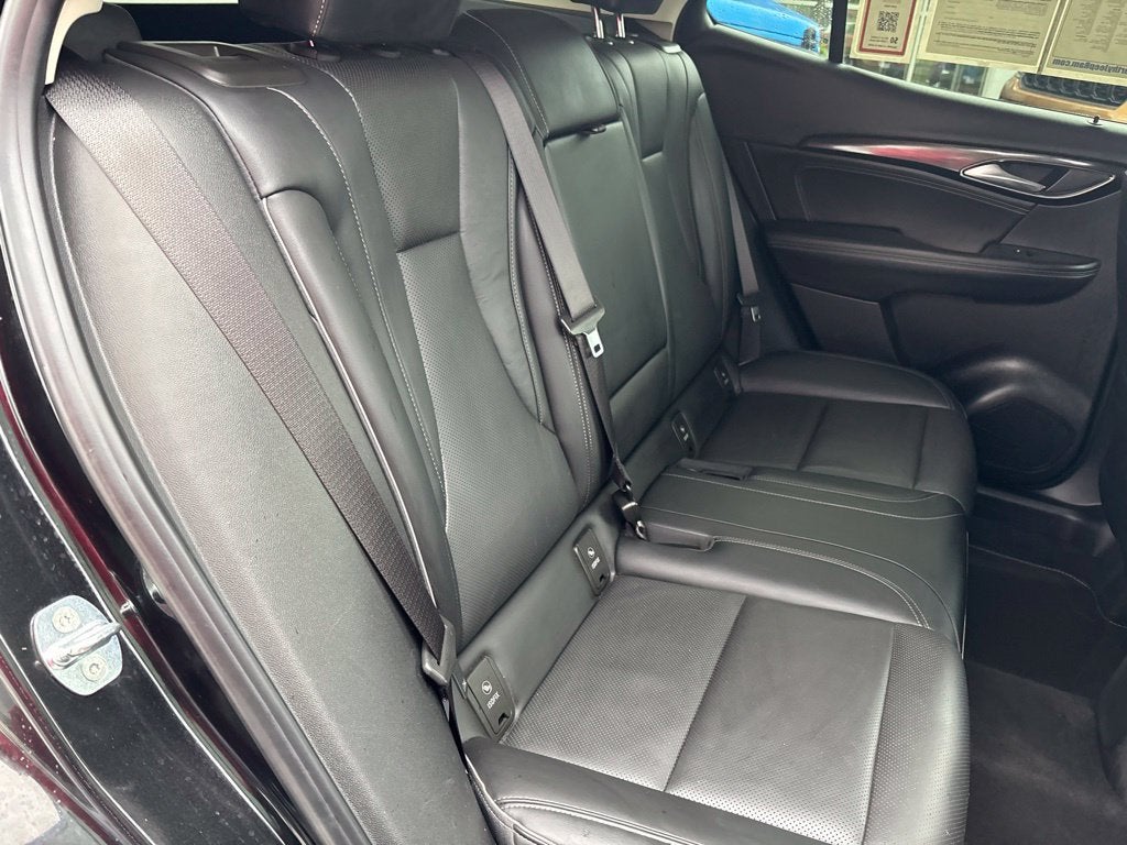 2023 Buick Envision Essence FWD