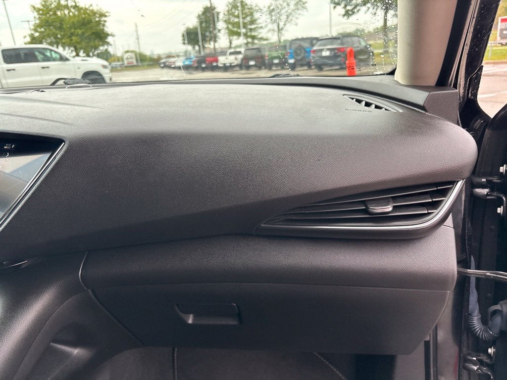 2023 Buick Envision Essence FWD