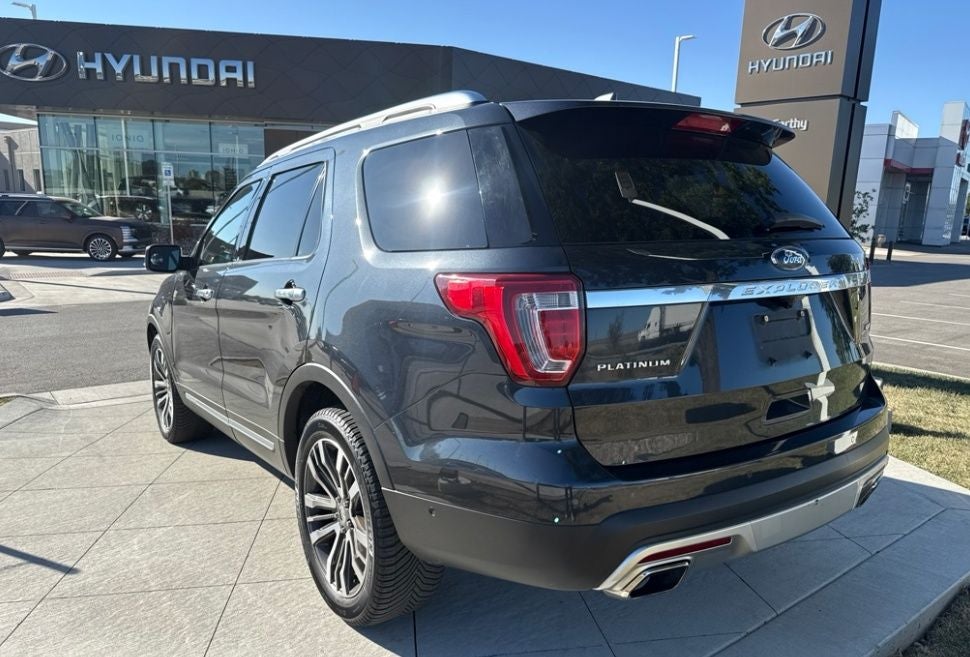 2017 Ford Explorer Platinum