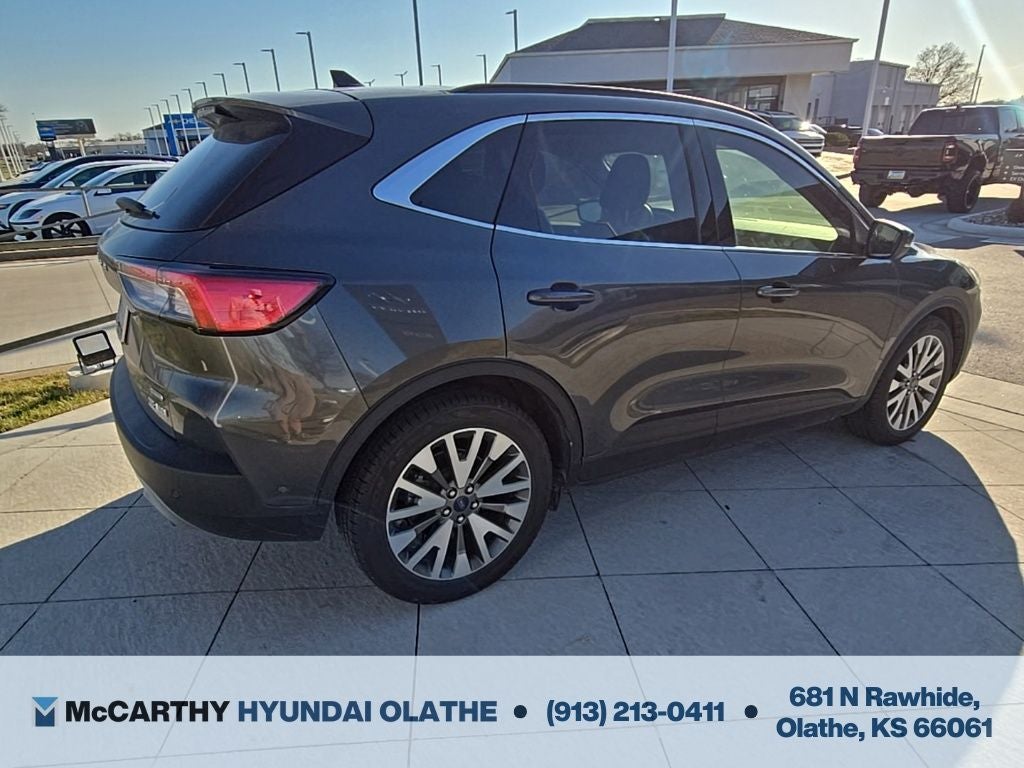 2020 Ford Escape Titanium Hybrid