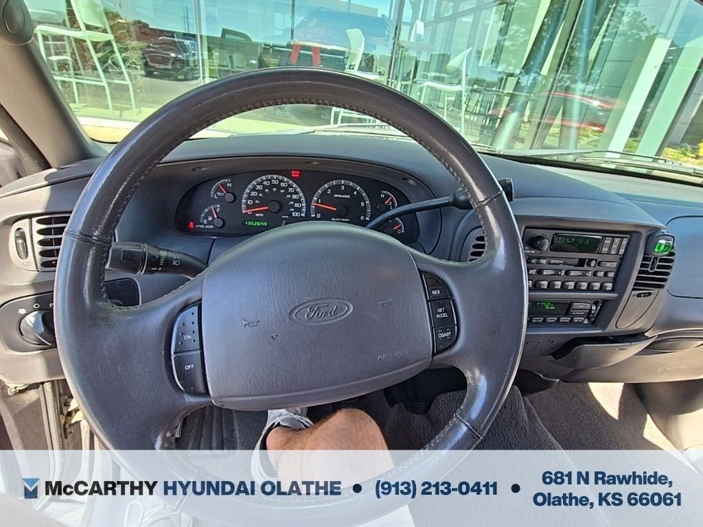 2002 Ford F-150 Lariat