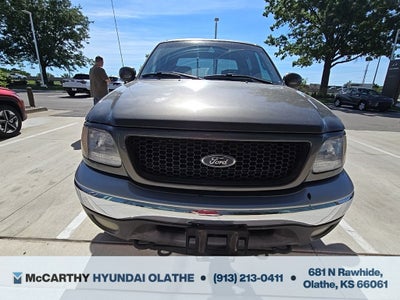 2002 Ford F-150 Lariat