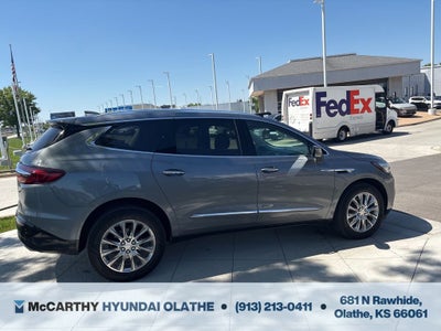 2021 Buick Enclave Essence