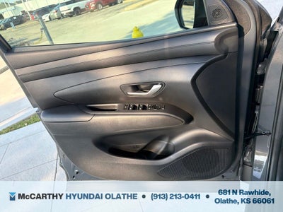 2025 Hyundai Tucson SE