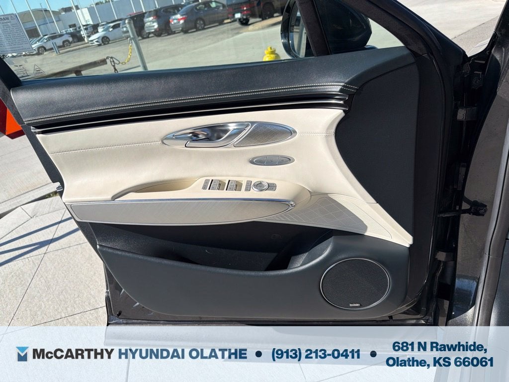 2025 Genesis Electrified GV70 Advanced