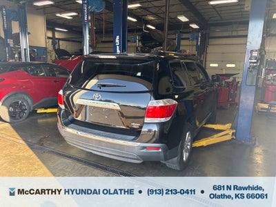 2012 Toyota Highlander SE
