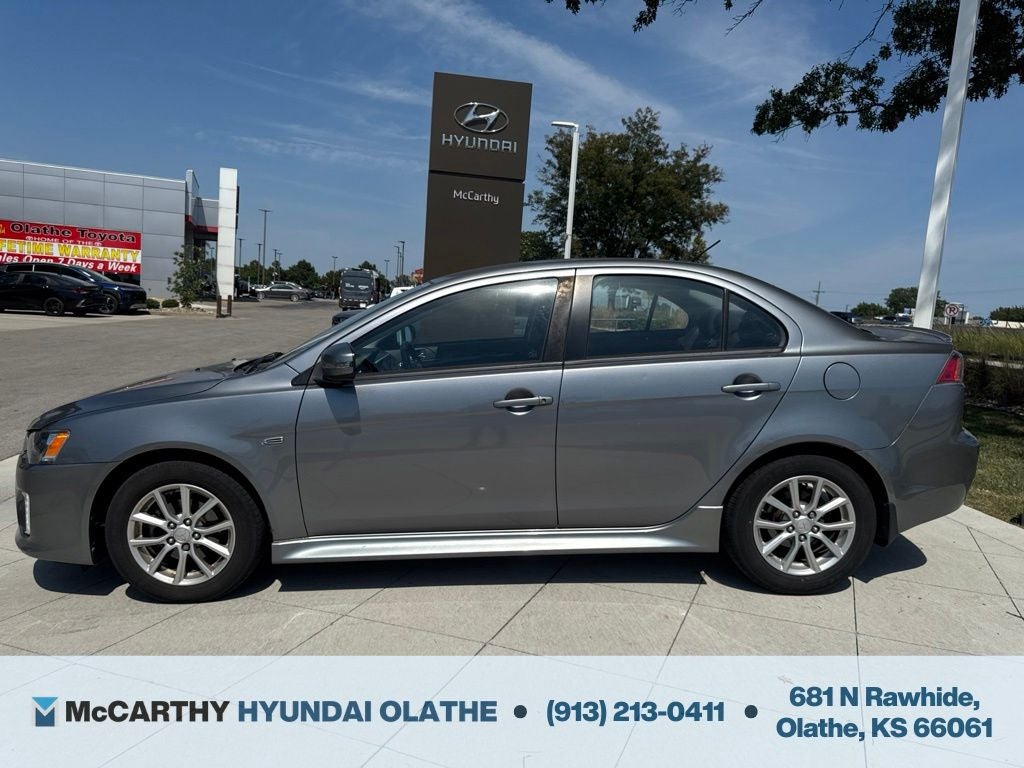 2016 Mitsubishi Lancer ES