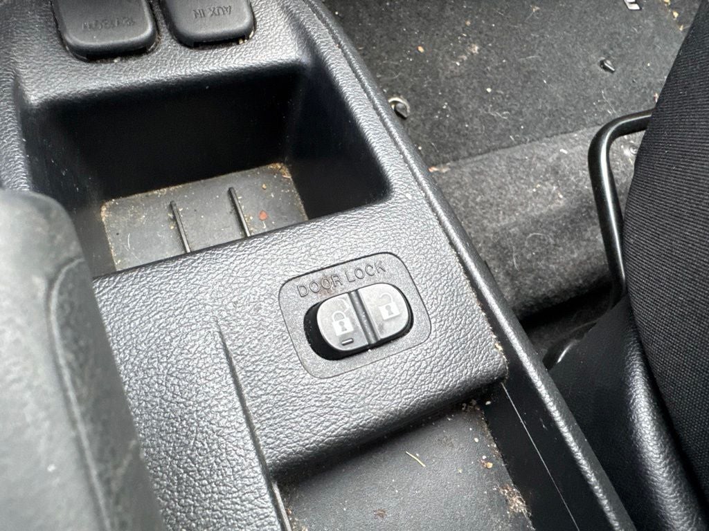 2011 Mazda Mazda2 Touring