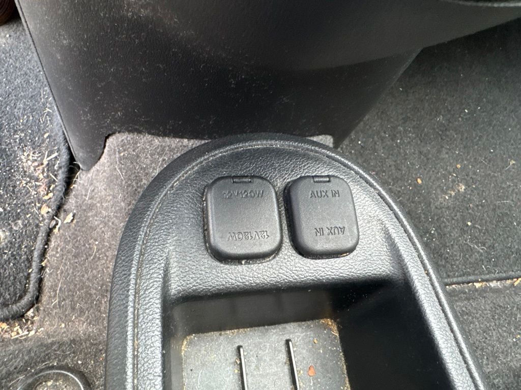 2011 Mazda Mazda2 Touring