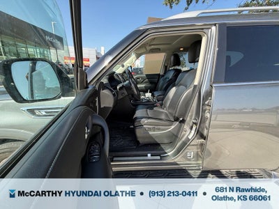 2021 INFINITI QX80 LUXE