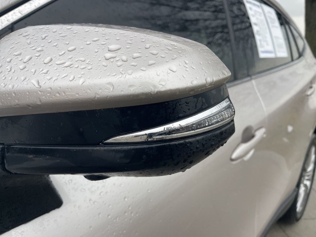 2022 Toyota Venza Limited