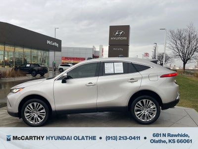 2022 Toyota Venza Limited