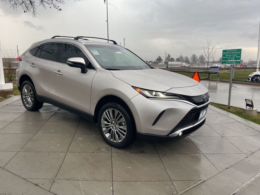 2022 Toyota Venza Limited