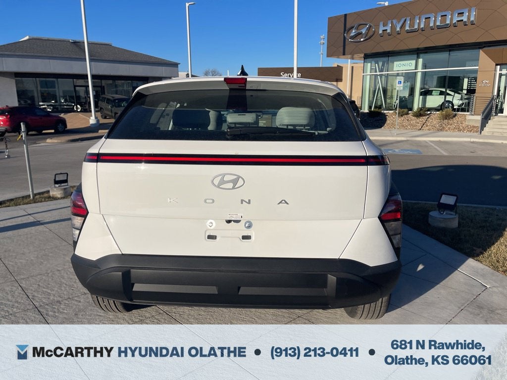 2026 Hyundai Kona SE