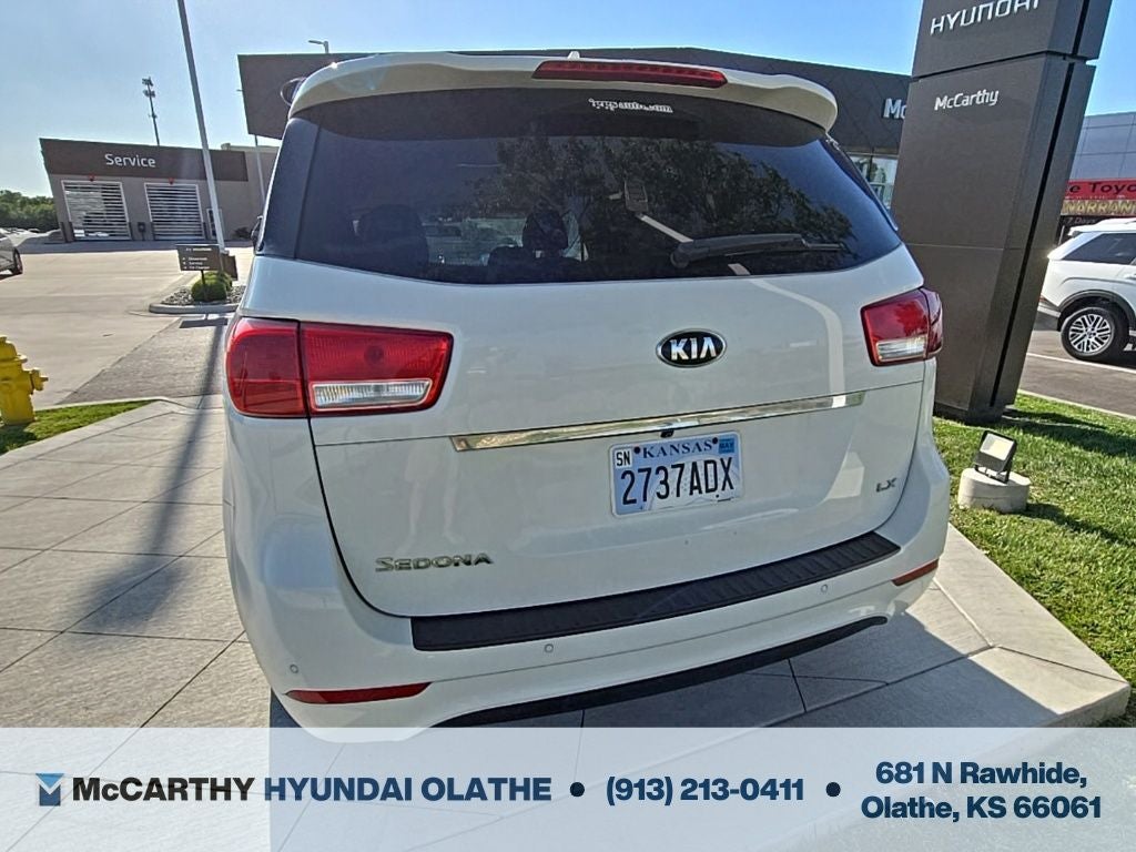2017 Kia Sedona LX