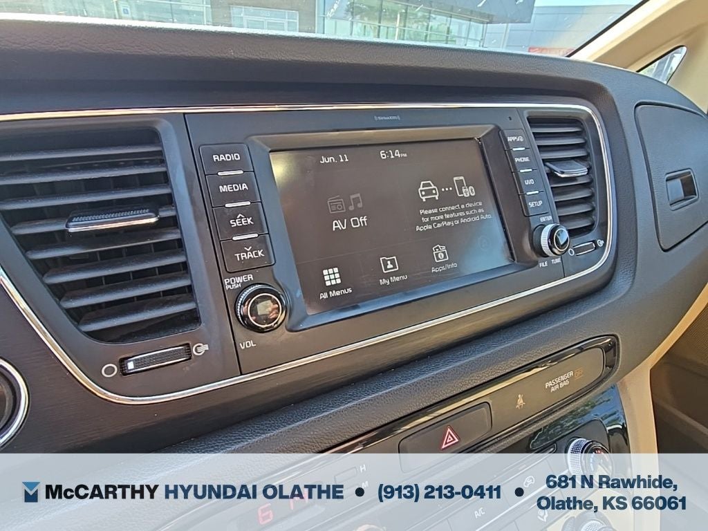 2017 Kia Sedona LX