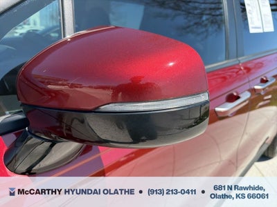 2023 Kia Carnival LX