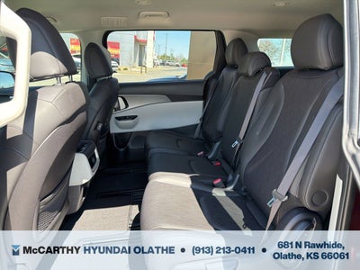 2023 Kia Carnival LX