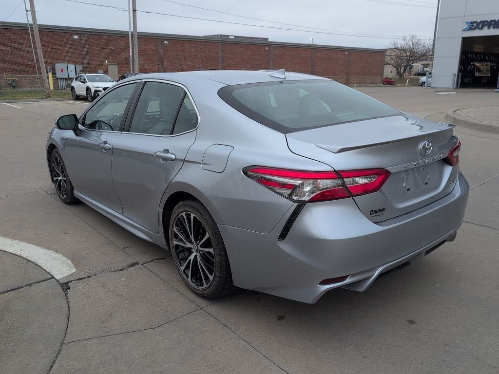 2019 Toyota Camry SE