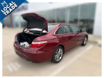 2016 Toyota Camry SE