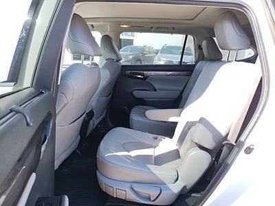 2021 Toyota Highlander Platinum AWD