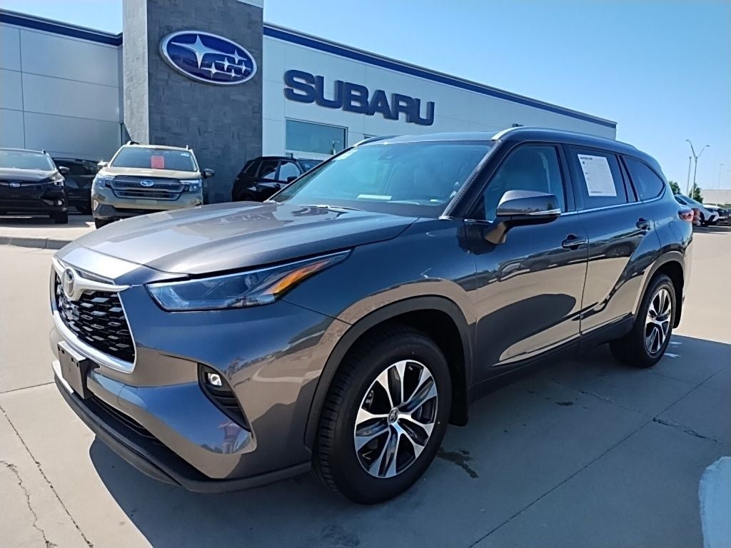 2022 Toyota Highlander XLE