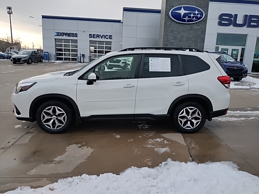2023 Subaru Forester Premium