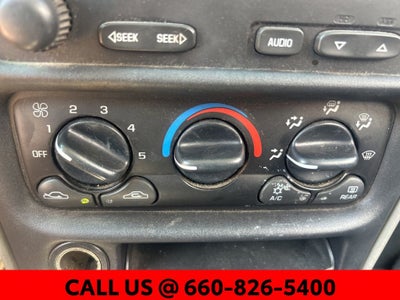 2003 Chevrolet Malibu Base