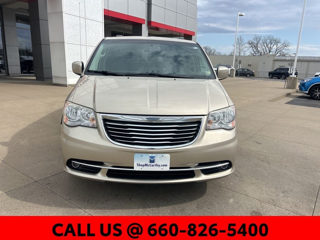 2014 Chrysler Town & Country Touring