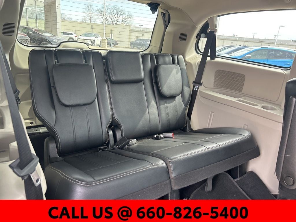 2014 Chrysler Town & Country Touring