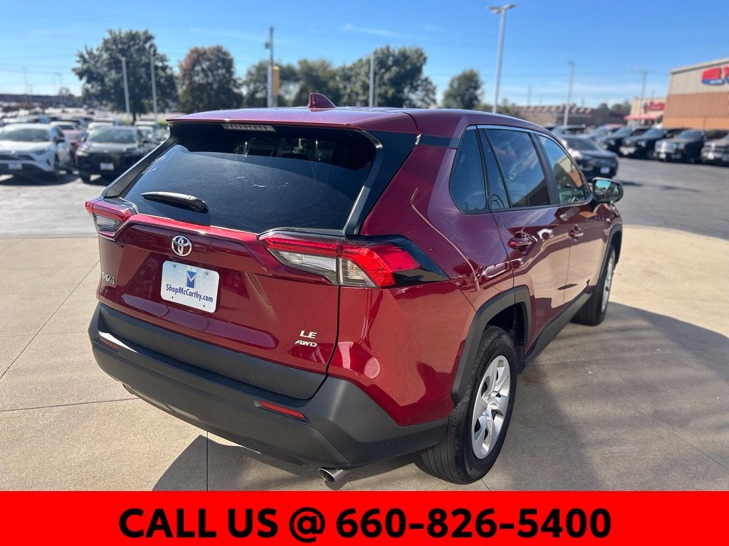 2025 Toyota RAV4 LE