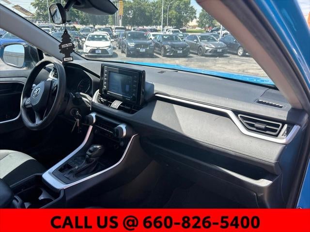 2021 Toyota RAV4 LE